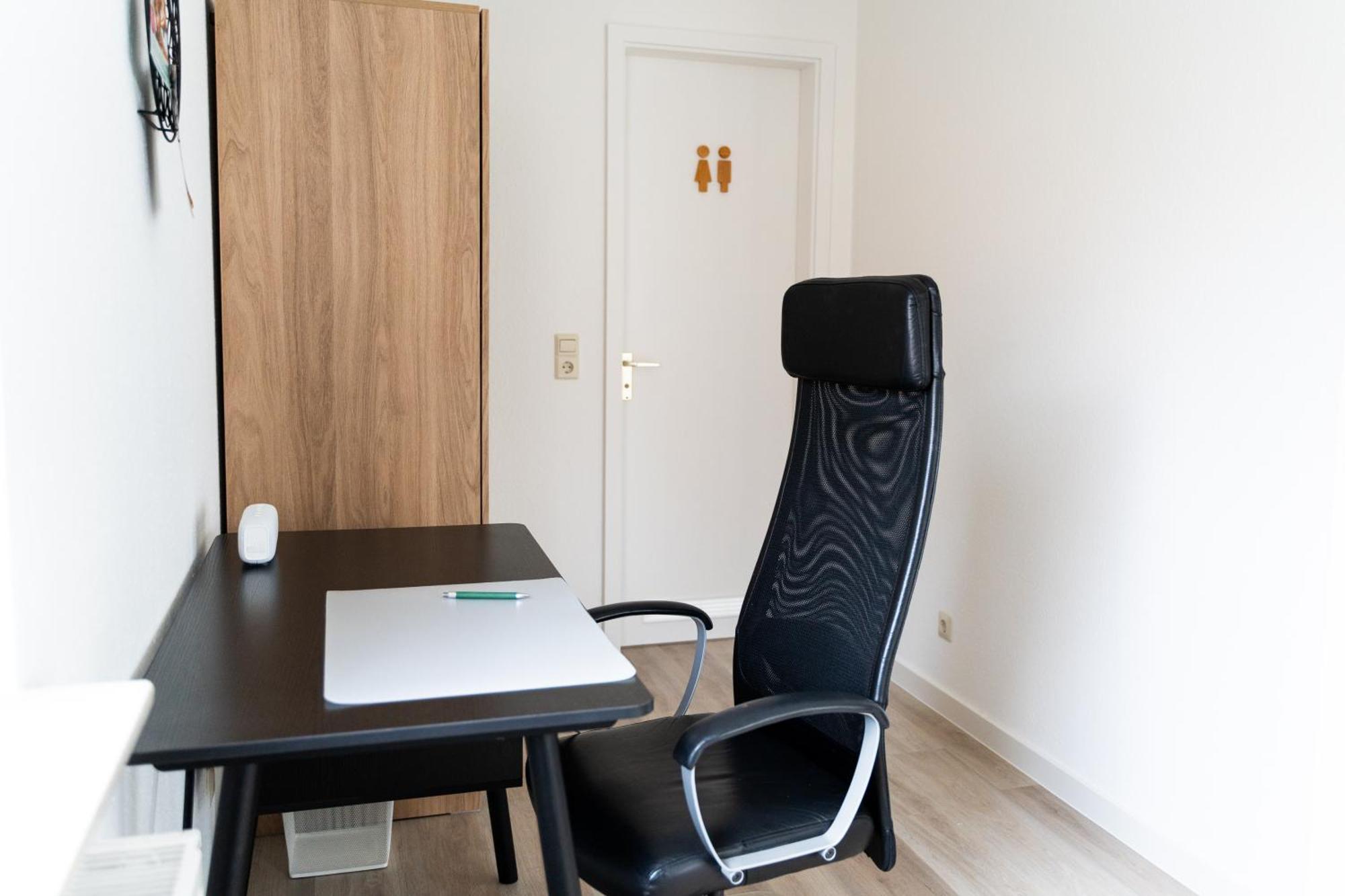 Lubu Stay Central, Cozy, With Workspace And Parking Ludwigsburg Exterior foto